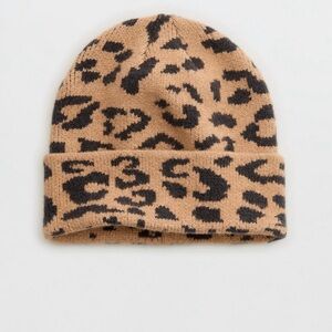 NWT Aerie UnREAL Beanie